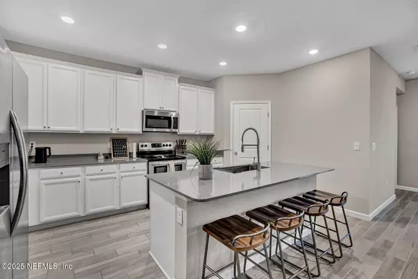 Jacksonville, FL 32211,1641 STRAWBERRY CREEK CT