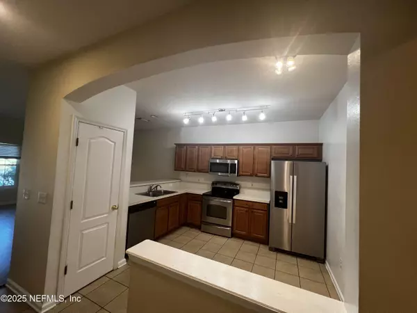 Jacksonville, FL 32218,1831 BISCAYNE BAY CIR
