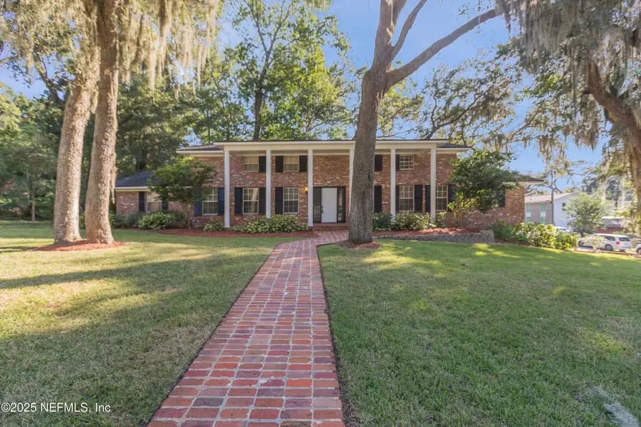 1922 HOLLY OAKS RAVINE DR, Jacksonville, FL 32225