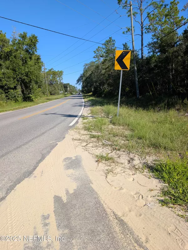 0010 CORDELL & BOUNDARY, Interlachen, FL 32148