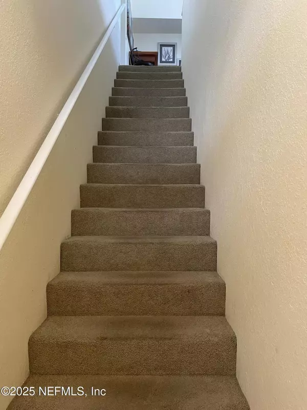 Jacksonville, FL 32224,13700 RICHMOND PARK DR N #605