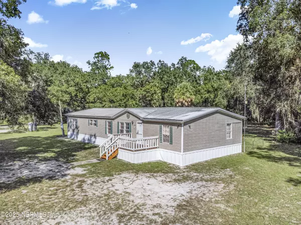 28 NE 558 AVE, Old Town, FL 32680