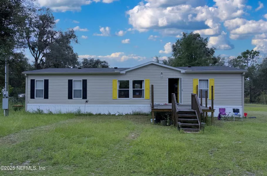 133 OAK CIR, Interlachen, FL 32148