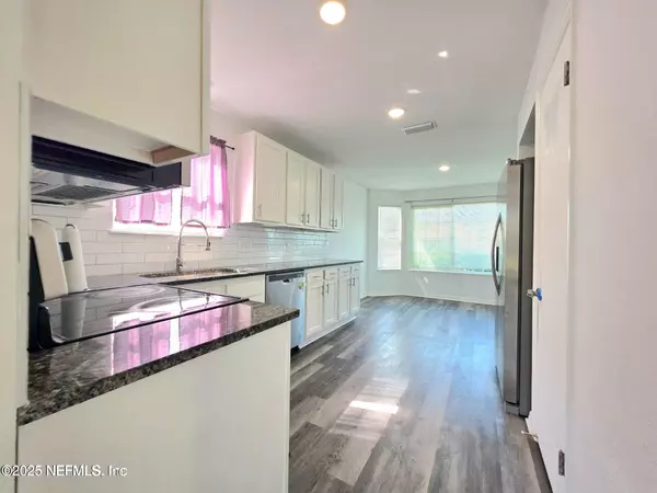 Jacksonville, FL 32244,6753 NEWGATE CIR E