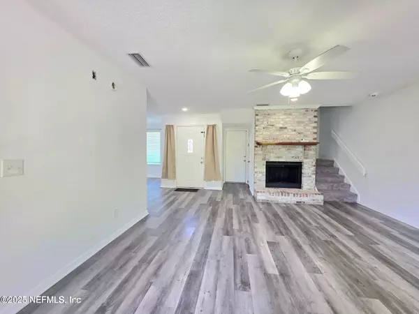 Jacksonville, FL 32244,6753 NEWGATE CIR E