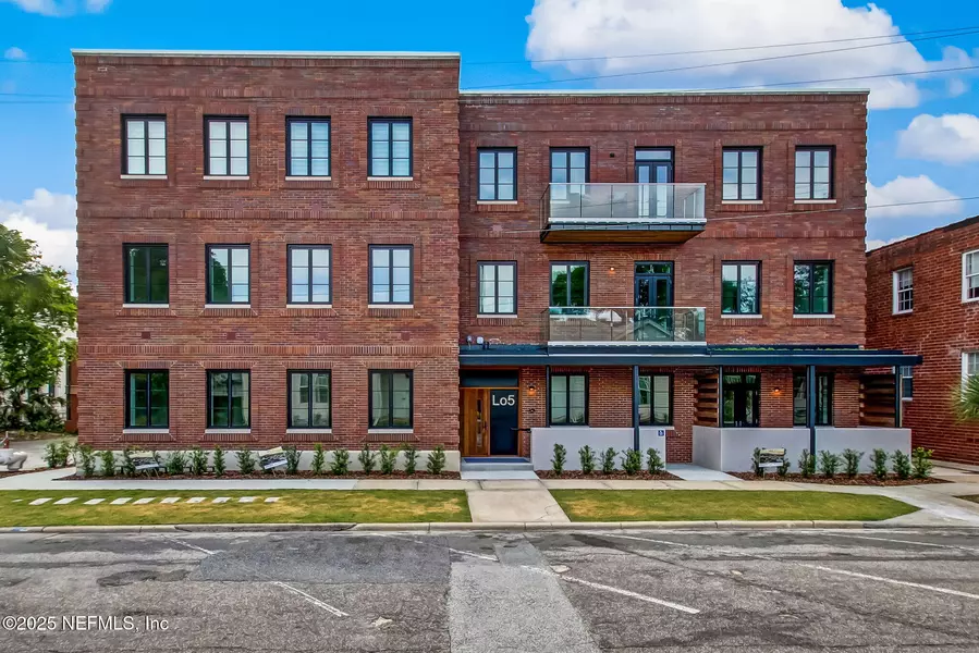 19 N 5TH ST #3100, Fernandina Beach, FL 32034
