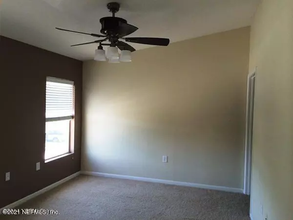 Jacksonville, FL 32277,7920 MERRILL RD #1713