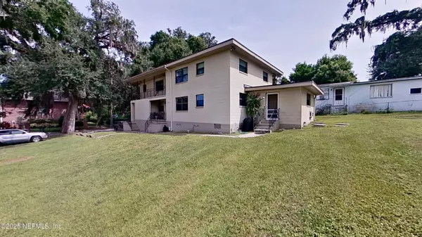 Jacksonville, FL 32211,5148 FLORAL BLUFF RD #2