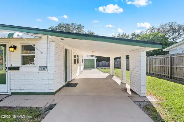 Jacksonville, FL 32277,3225 SANDHURST RD E