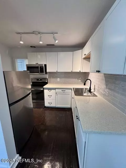 Jacksonville, FL 32205,1276 MENNA ST