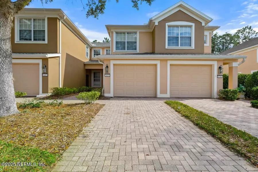 8699 LITTLE SWIFT CIR #25G, Jacksonville, FL 32256