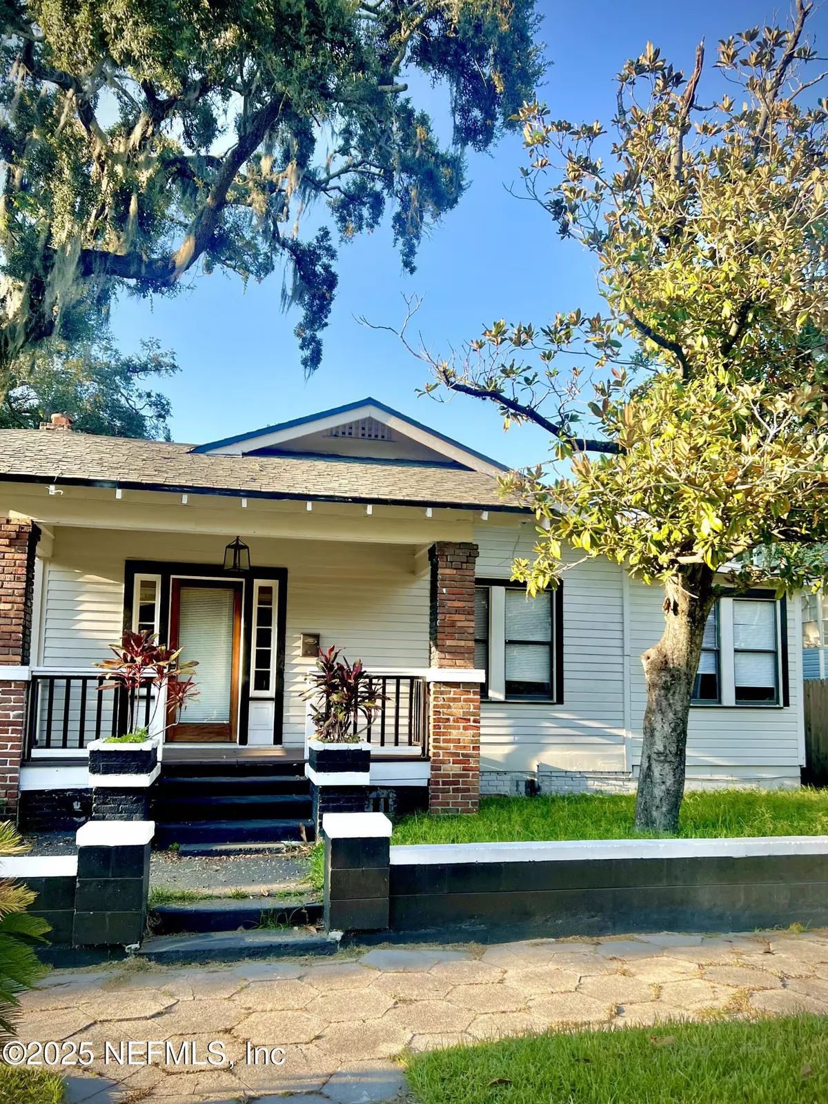 Jacksonville, FL 32206,231 E 18TH ST