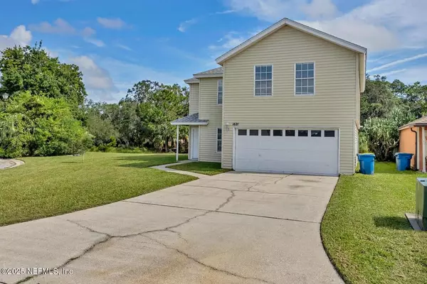 Jacksonville, FL 32233,1621 COVE LANDING DR