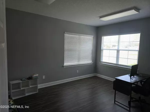 Jacksonville, FL 32258,6100 GREENLAND RD #101