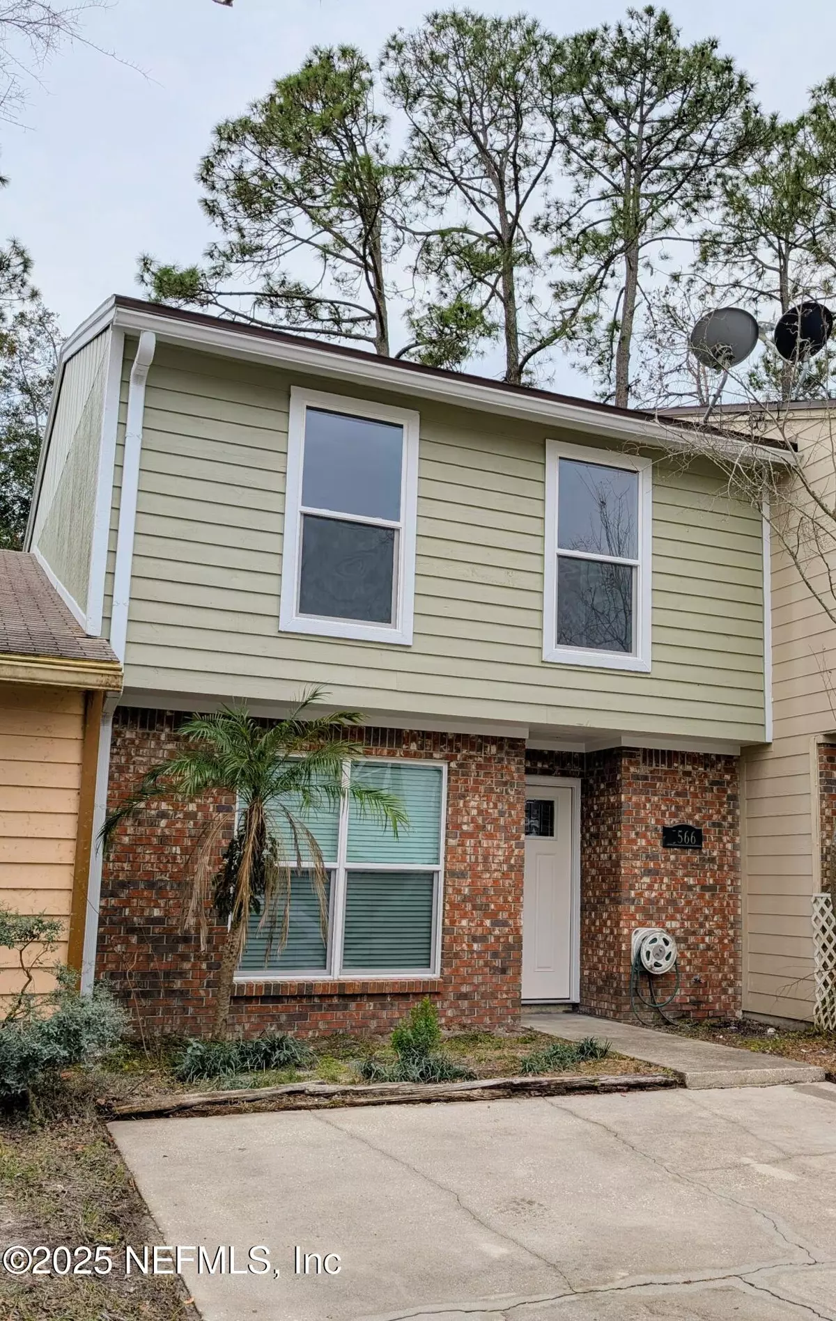 Jacksonville, FL 32244,5566 CABOT DR N