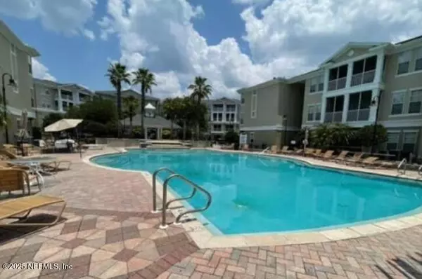 Jacksonville, FL 32216,8290 W GATE Pkwy #403