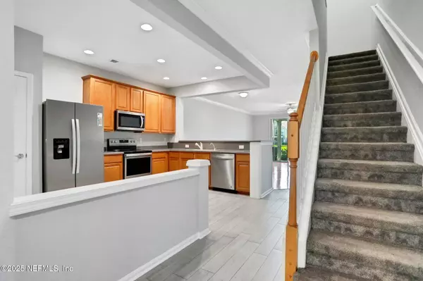 Jacksonville, FL 32256,11194 CAMPFIELD CIR