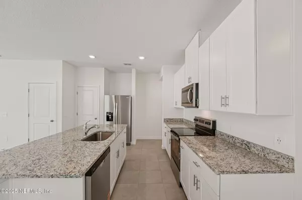 Jacksonville, FL 32219,10778 LISHWOOD WAY