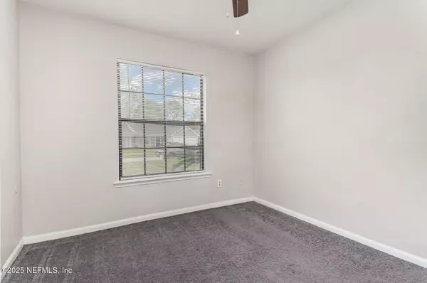 Jacksonville, FL 32244,7945 AMANDAS CROSSING DR E