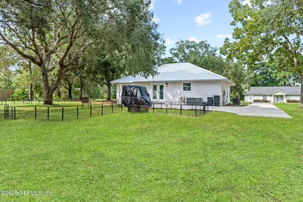 Palatka, FL 32177,106 BLACKJACK CIR