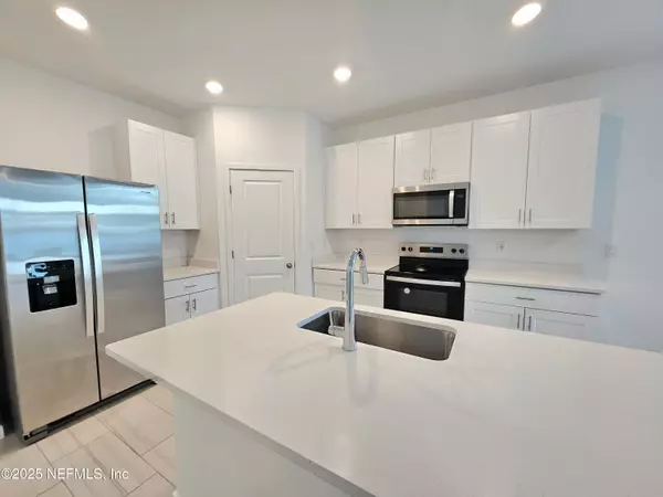 Green Cove Springs, FL 32043,3470 BELLA SERA LN