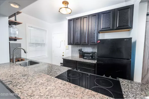 Jacksonville, FL 32207,1528 PALM AVE