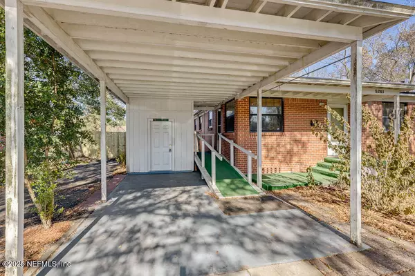 Jacksonville, FL 32205,5261 QUAN DR