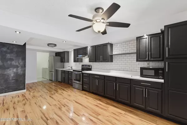 7188 CYPRESS COVE RD #21, Jacksonville, FL 32244
