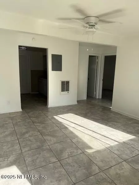 1859 NEWBOLT CT, Jacksonville, FL 32210