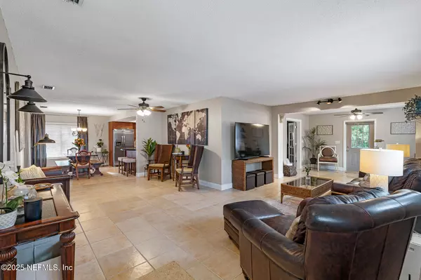 Palm Coast, FL 32137,11 CLARK LN