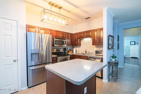 Ponte Vedra Beach, FL 32082,120 VERACRUZ DR #813