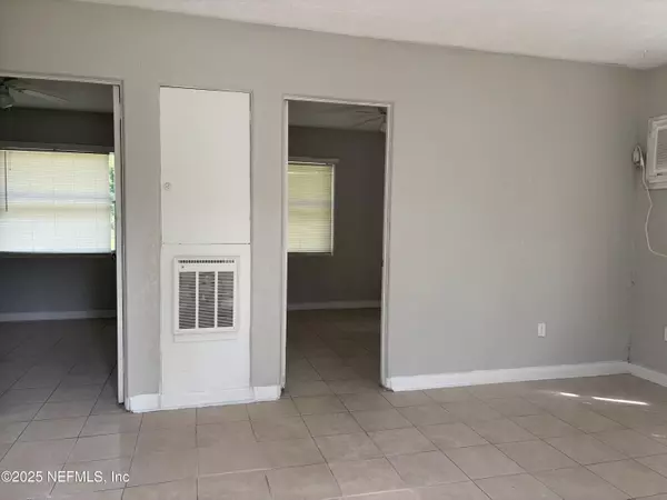 Jacksonville, FL 32244,5147 107TH ST