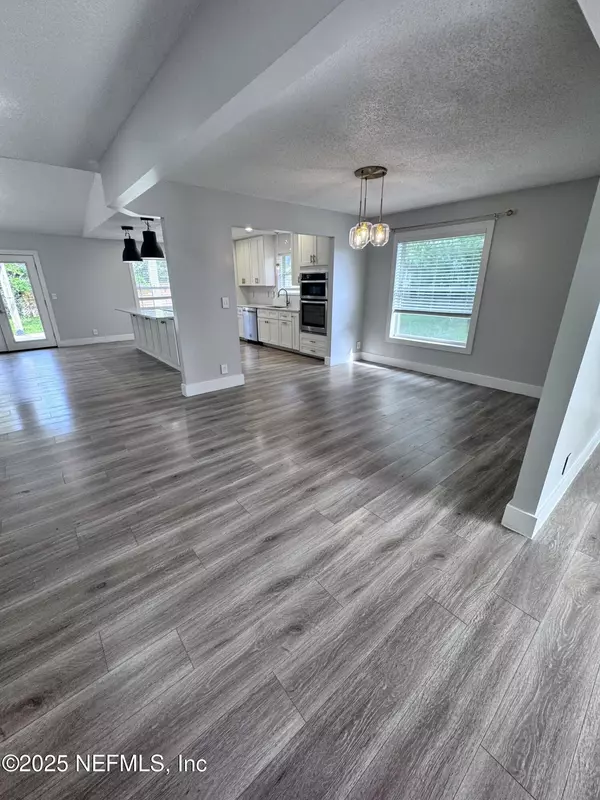 Jacksonville, FL 32224,13395 TROPIC EGRET DR