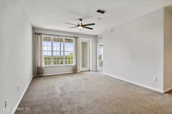 Jacksonville, FL 32256,11251 CAMPFIELD DR #2410