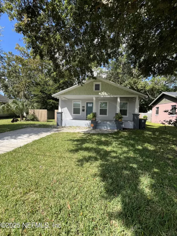 2818 WHITE AVE, Jacksonville, FL 32207