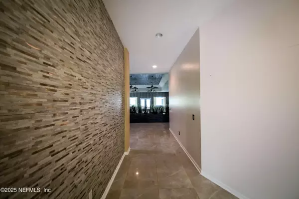 Jacksonville, FL 32207,3845 HARBOR DR