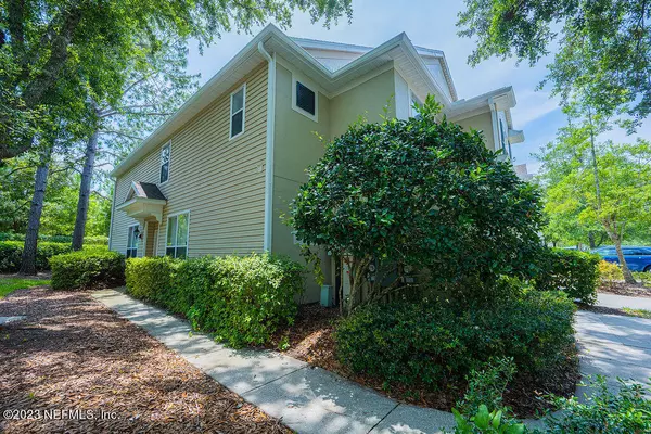 Jacksonville, FL 32256,7990 BAYMEADOWS RD E #2101