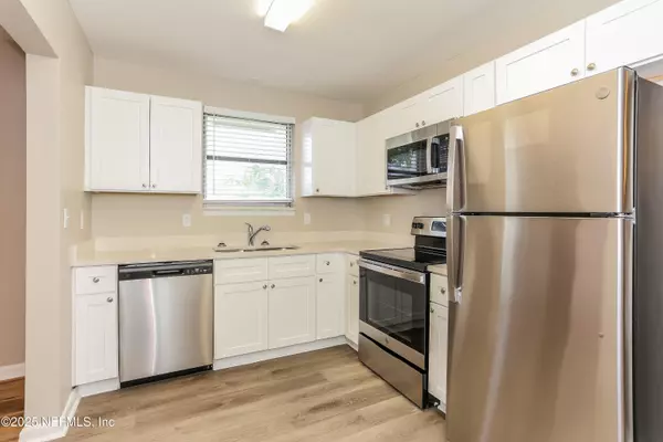 Jacksonville, FL 32211,6603 SYRINGA LN