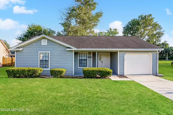 1878 SHANNON LAKE DR, Middleburg, FL 32068
