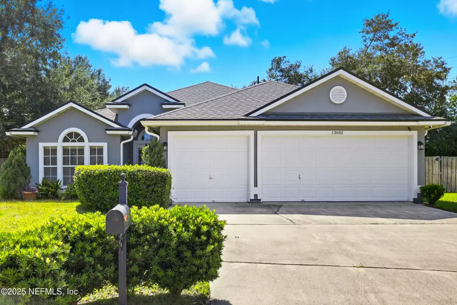 13681 FISH EAGLE DR W, Jacksonville, FL 32226