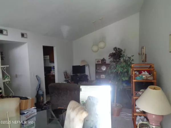 Jacksonville, FL 32217,4735 SAN JOSE MANOR DR W #1