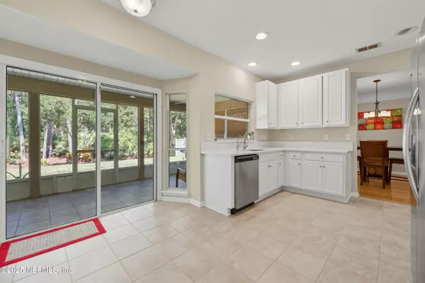 Jacksonville, FL 32256,10537 CRESTON GLEN CIR