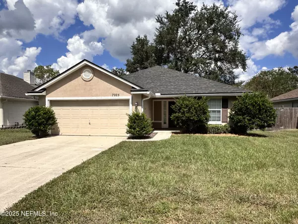 7925 COLLINS BAY CT, Jacksonville, FL 32244