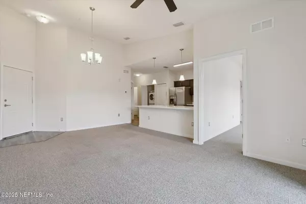 Jacksonville, FL 32256,4932 KEY LIME DR #303