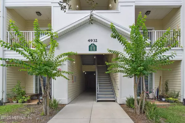 4932 KEY LIME DR #303, Jacksonville, FL 32256