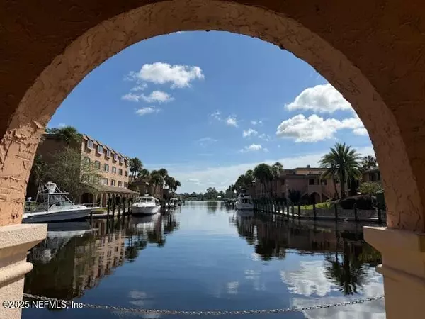 5375 ORTEGA FARMS BLVD #310, Jacksonville, FL 32210