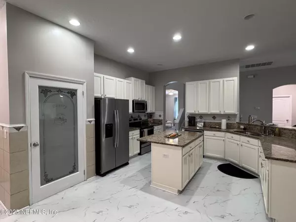 Orange Park, FL 32065,854 WILMINGTON LN
