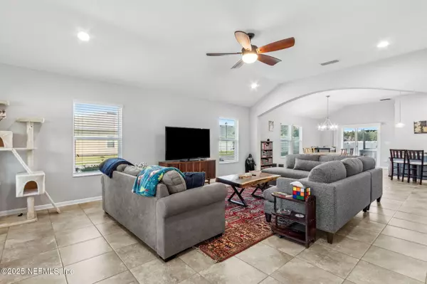 Jacksonville, FL 32218,16205 TISONS BLUFF RD