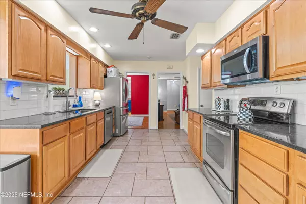 Jacksonville, FL 32210,1620 MT VERNON DR