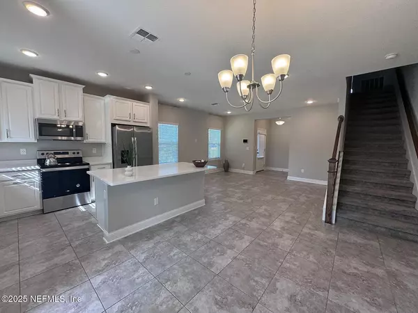 Jacksonville, FL 32256,13952 STERELY CT N